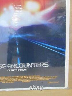 Vintage Close encounters of the third kind Sci-fi classic movie poster'77 17758